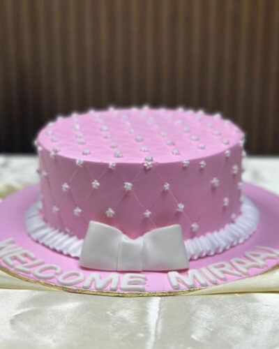Customized Cake 04